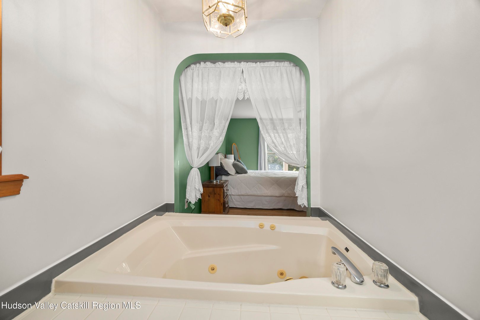 221 Tice Hill Road Photo 16