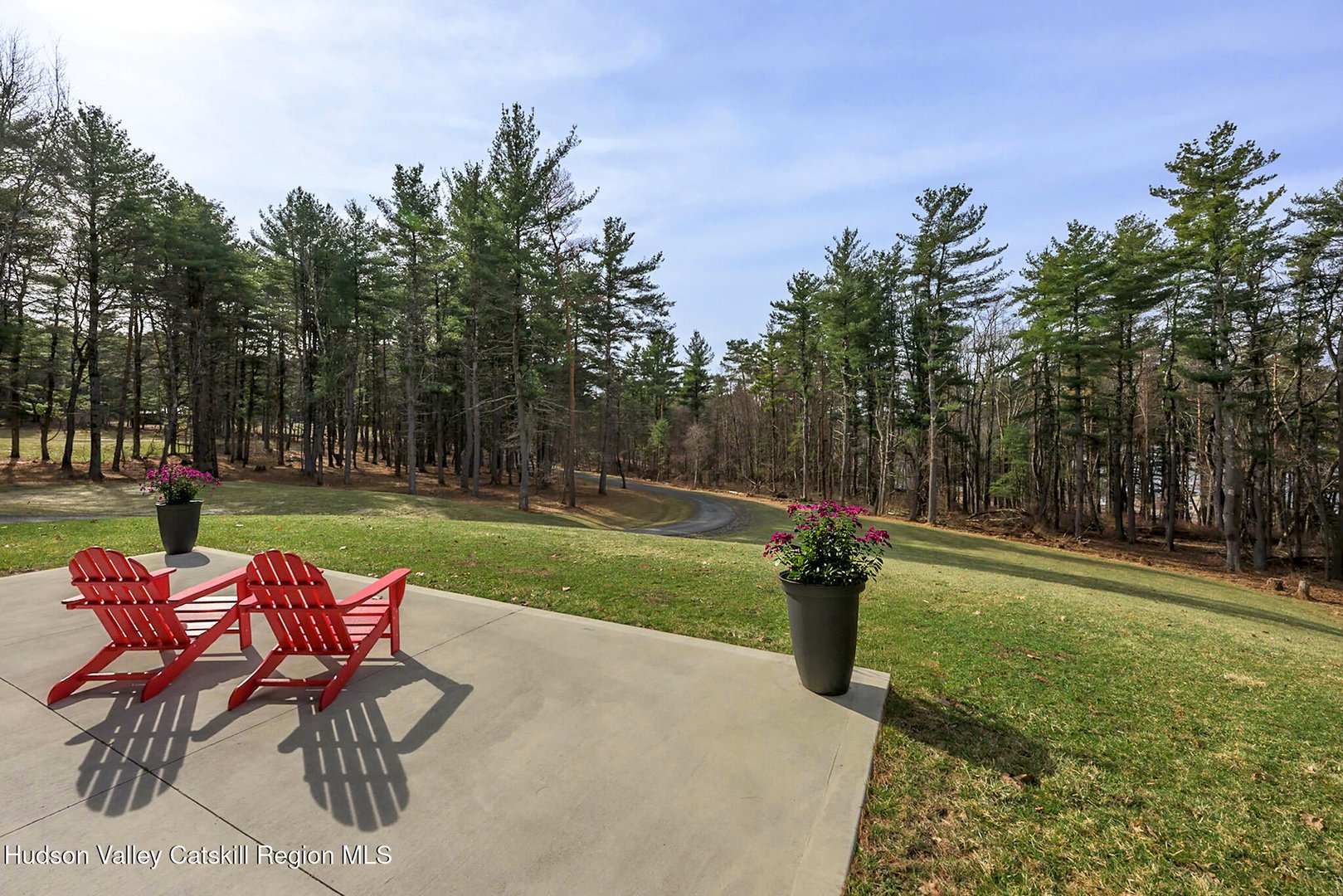 501 Birch Street Photo 7