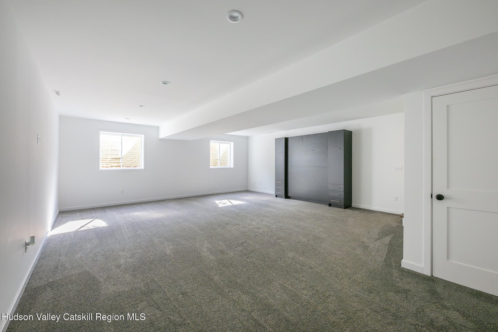 501 Birch Street Photo 21