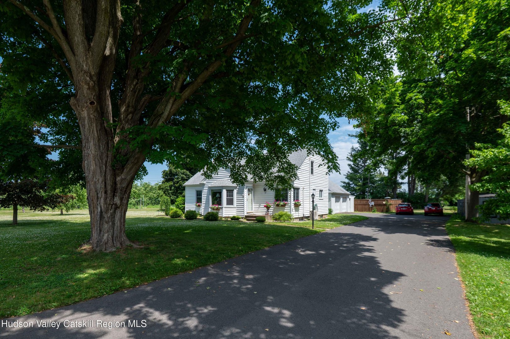 26 Eichybush Road Photo 5