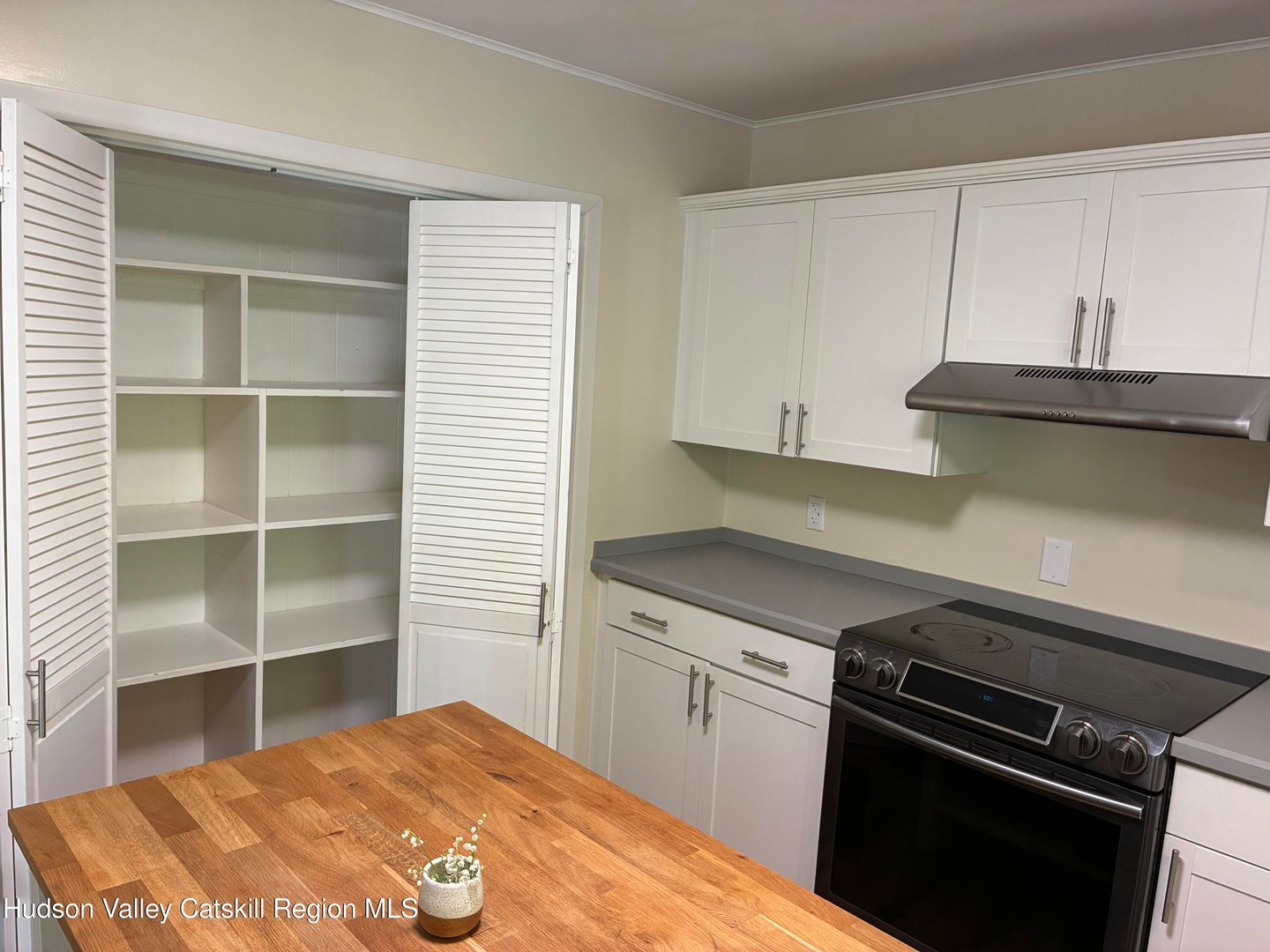 50 Pleasant View Drive Photo 6