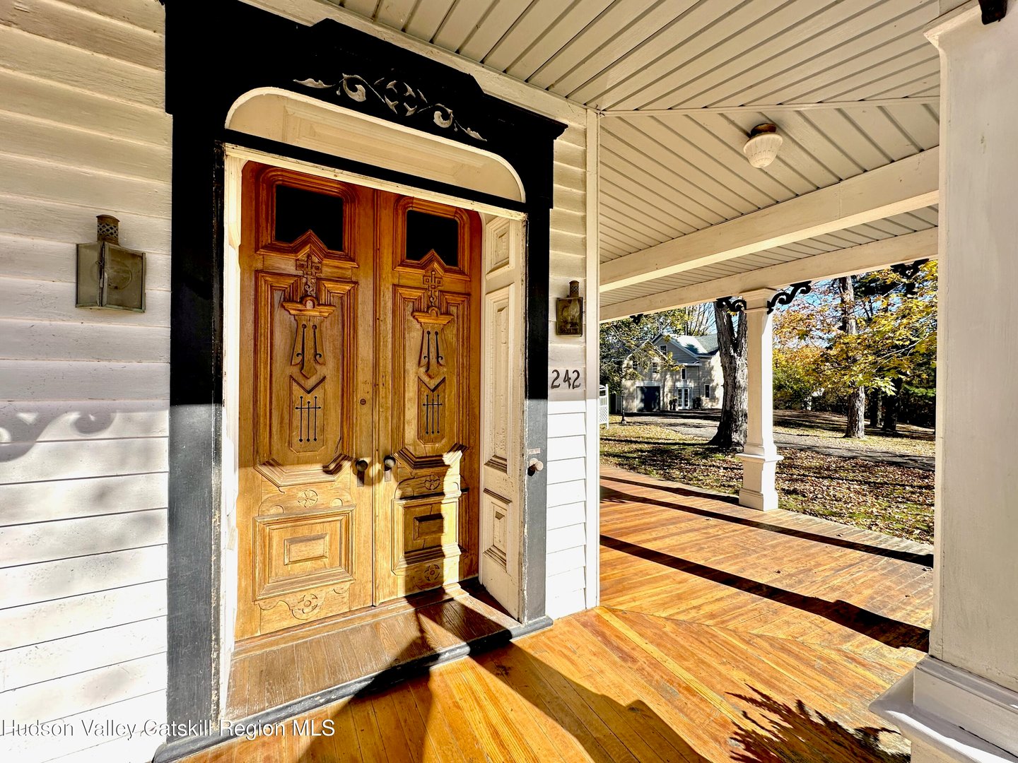 242 Main St Street Photo 5