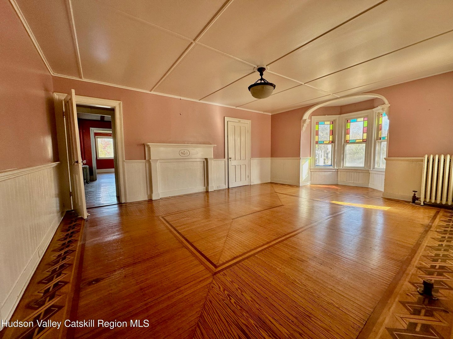 242 Main St Street Photo 9