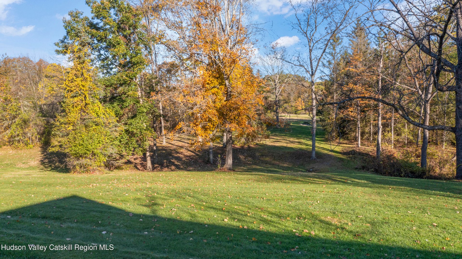 242 Main St Street Photo 6