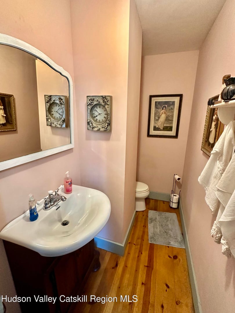 118 Old Shaker Road Photo 23