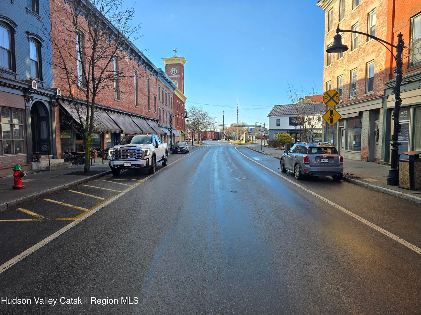 35 Main Street Photo 3