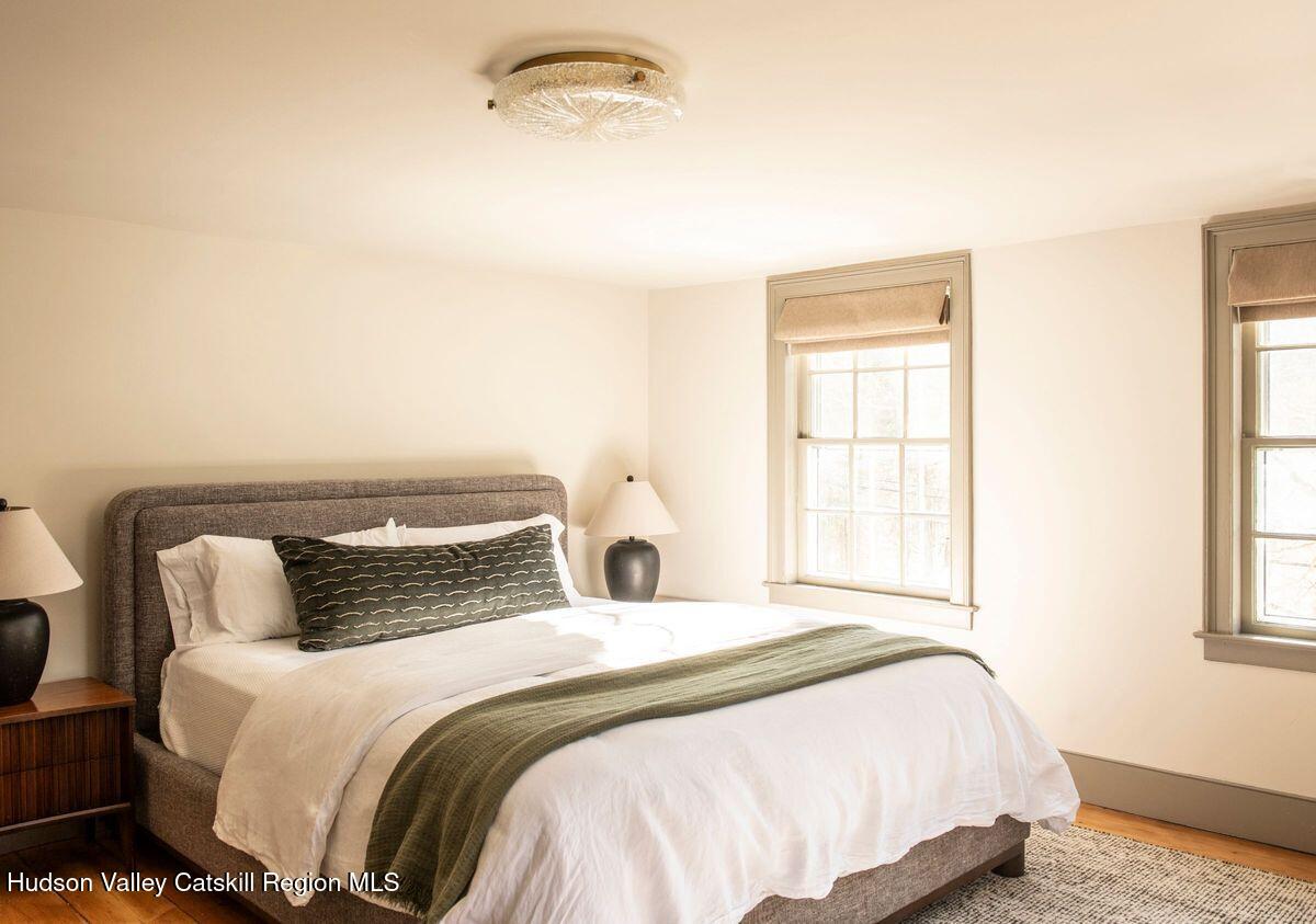 786 New York 203 Photo 18