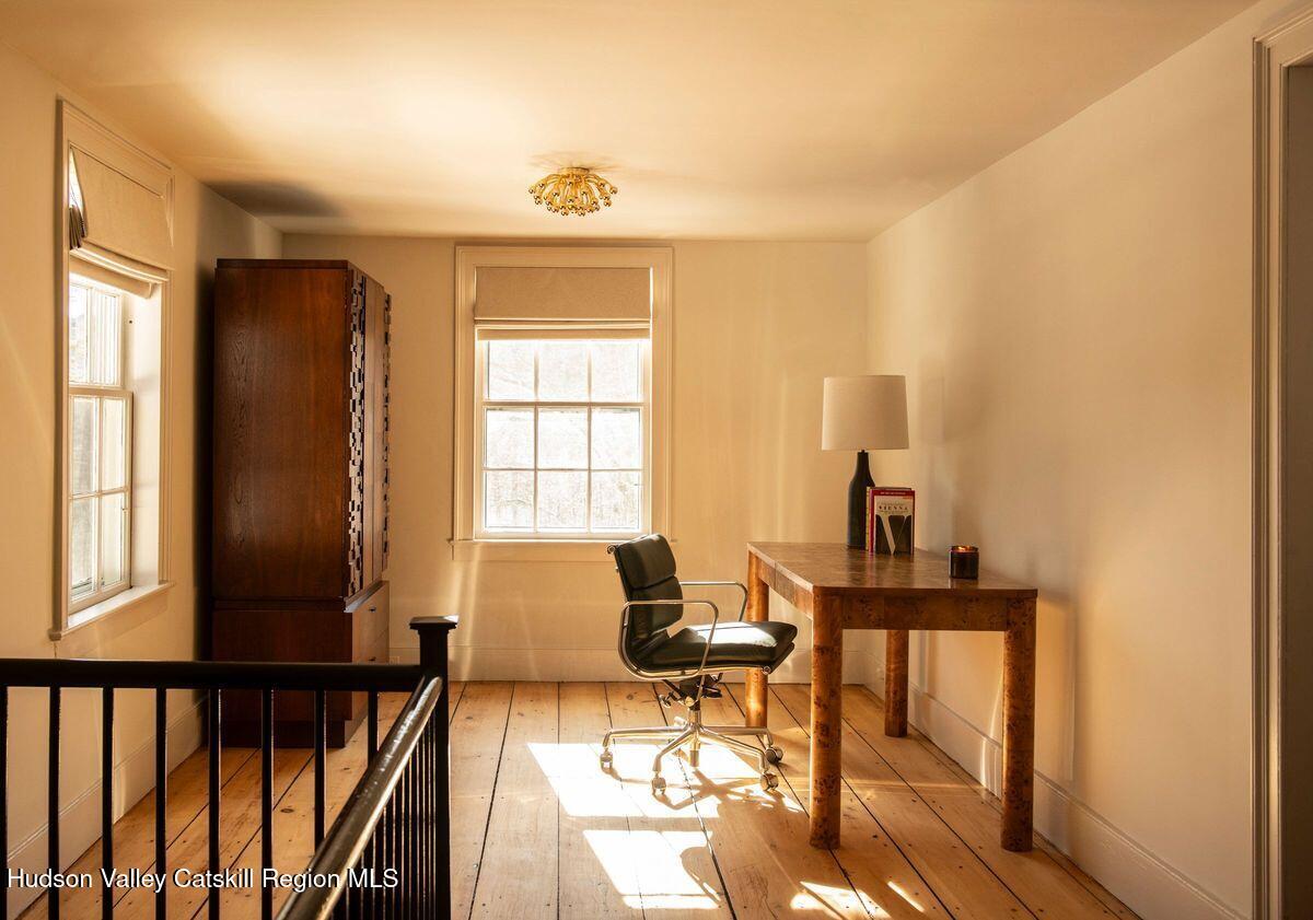 786 New York 203 Photo 14