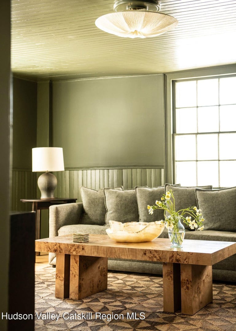 786 New York 203 Photo 13