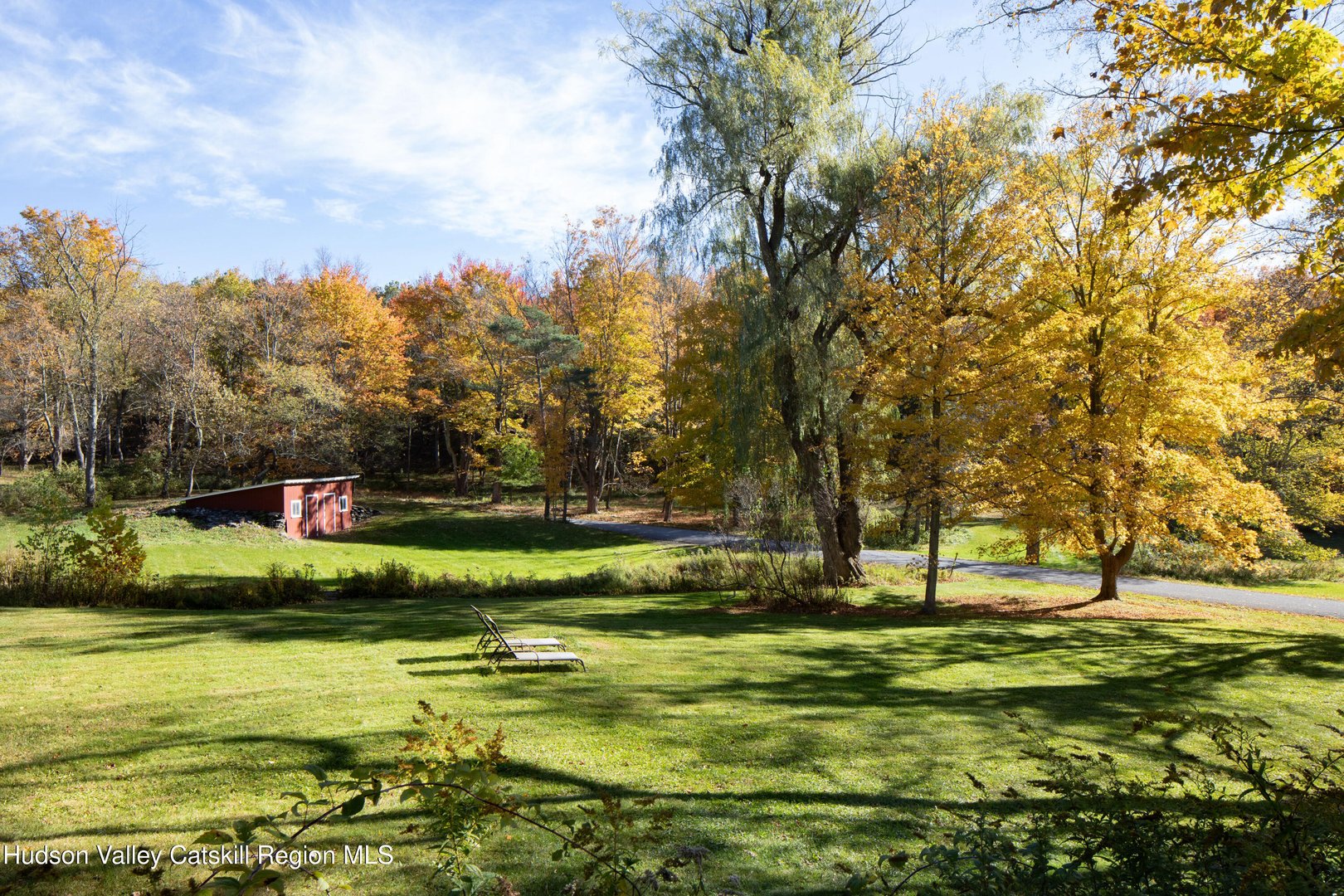 321 Tompkins Road Photo 23