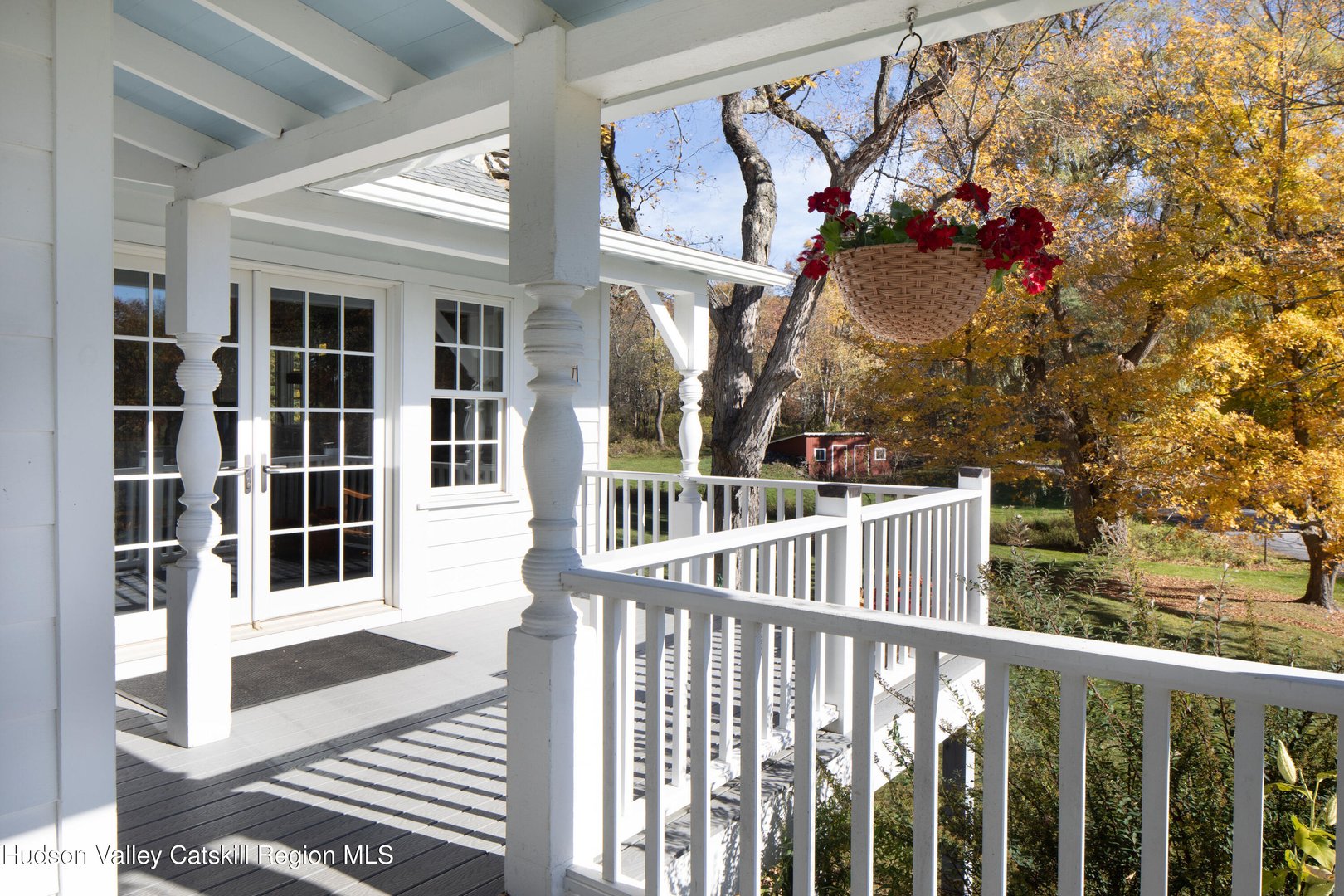 321 Tompkins Road Photo 16