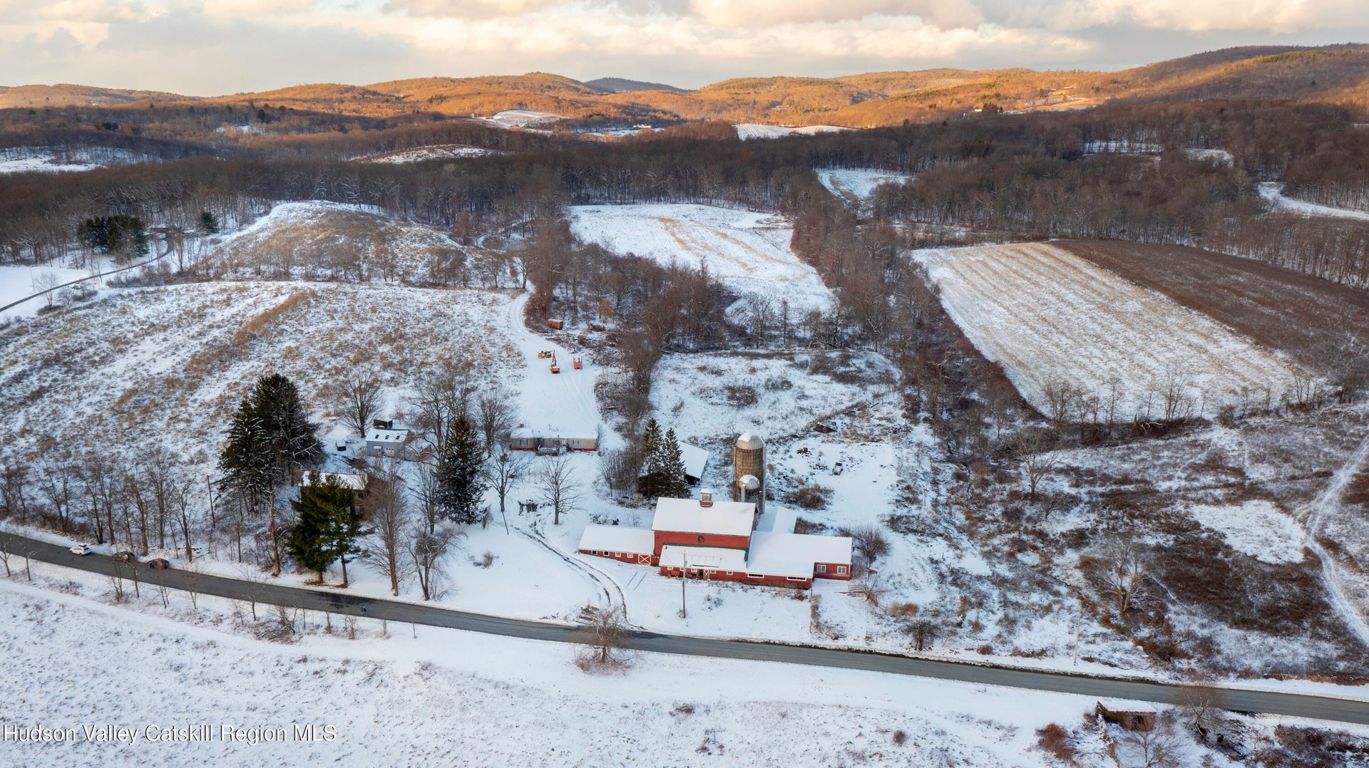 90 W End Road Photo 6