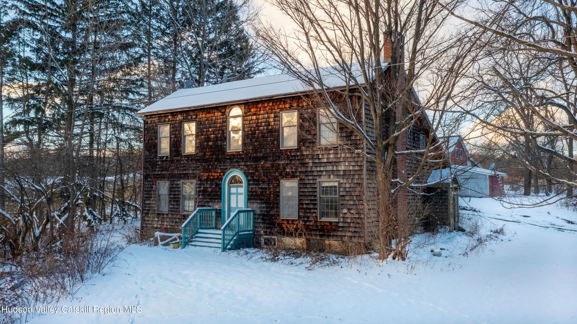 90 W End Road Photo 1