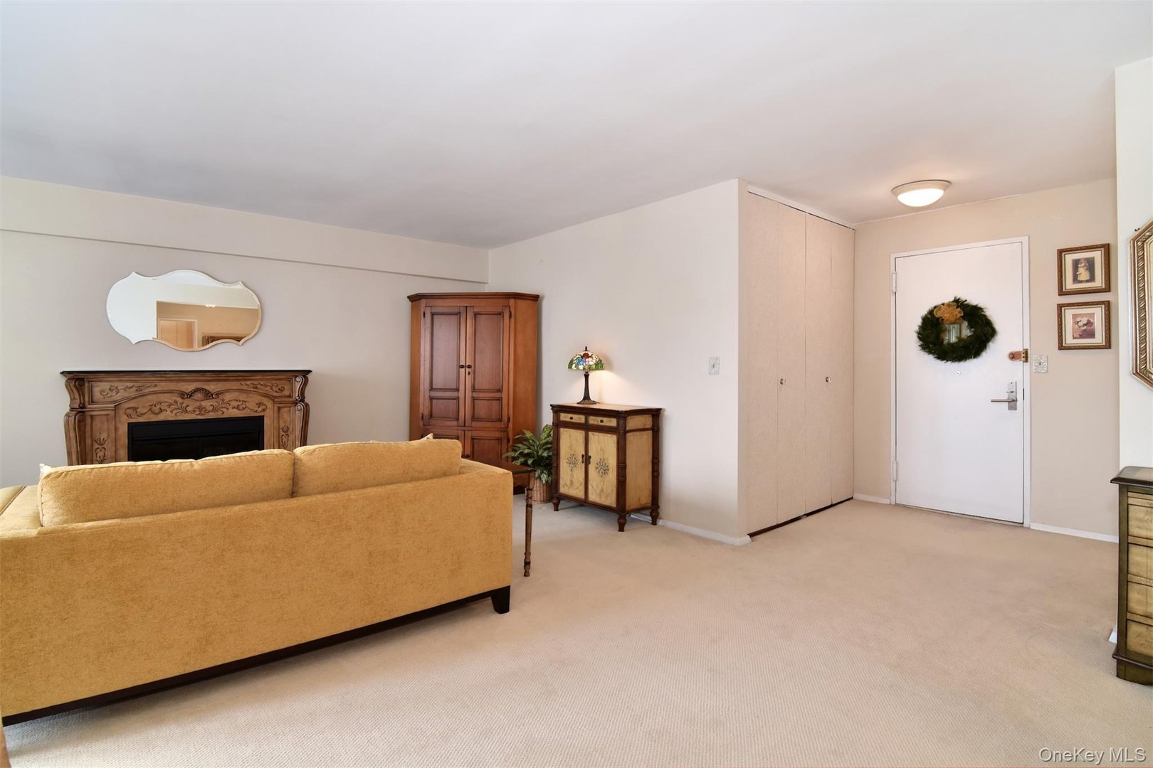 21 Fairview Avenue  #717 Photo 8