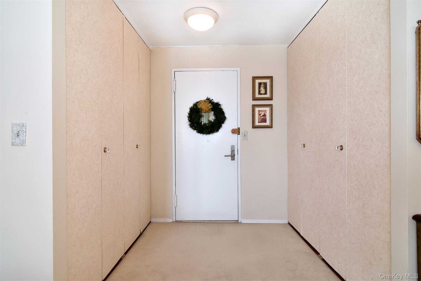 21 Fairview Avenue  #717 Photo 2