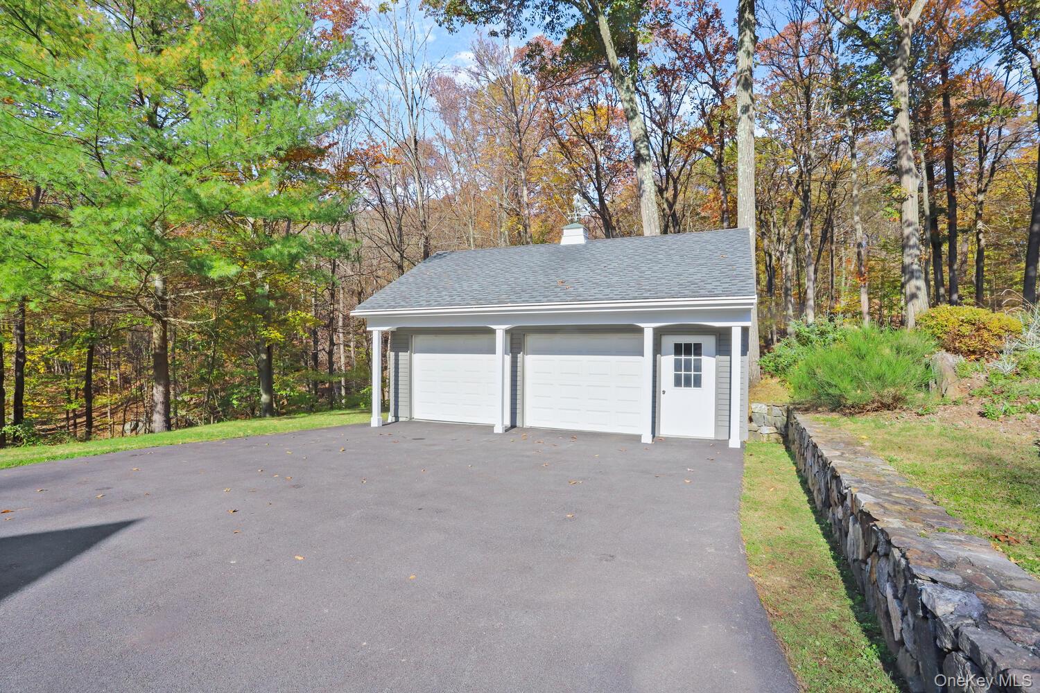 517 Old Chappaqua Road Photo 30