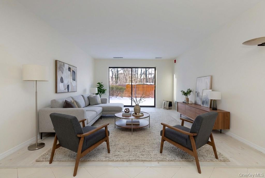 37 Bronxville Glen Drive  #Bldg 5, Unit 1 Photo 7