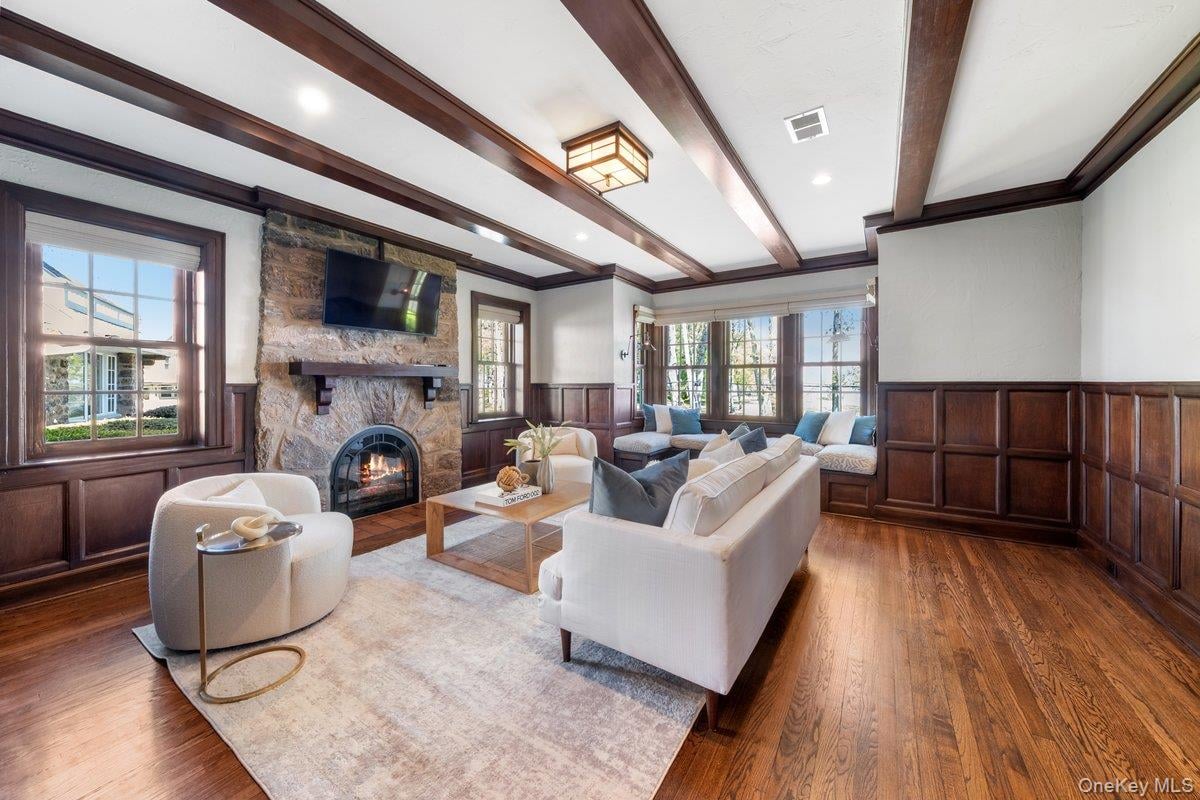 56 Park Avenue Photo 17