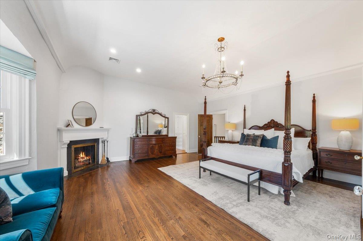 56 Park Avenue Photo 25