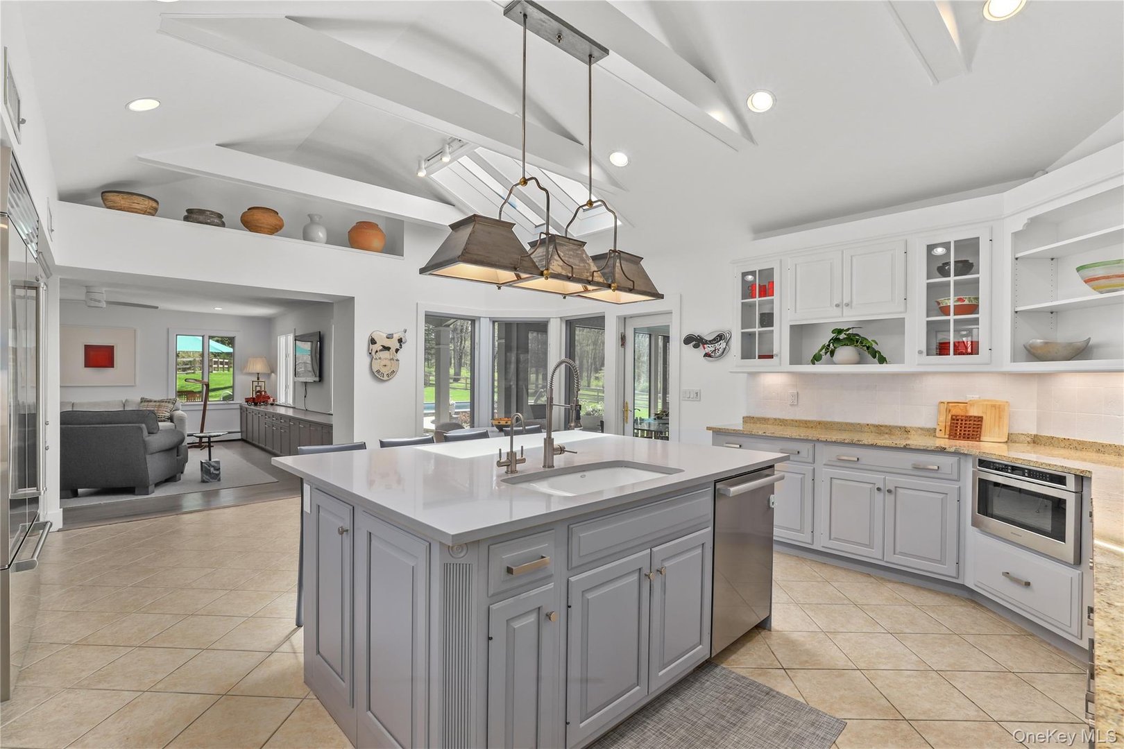 12 E Ridge Road Photo 6
