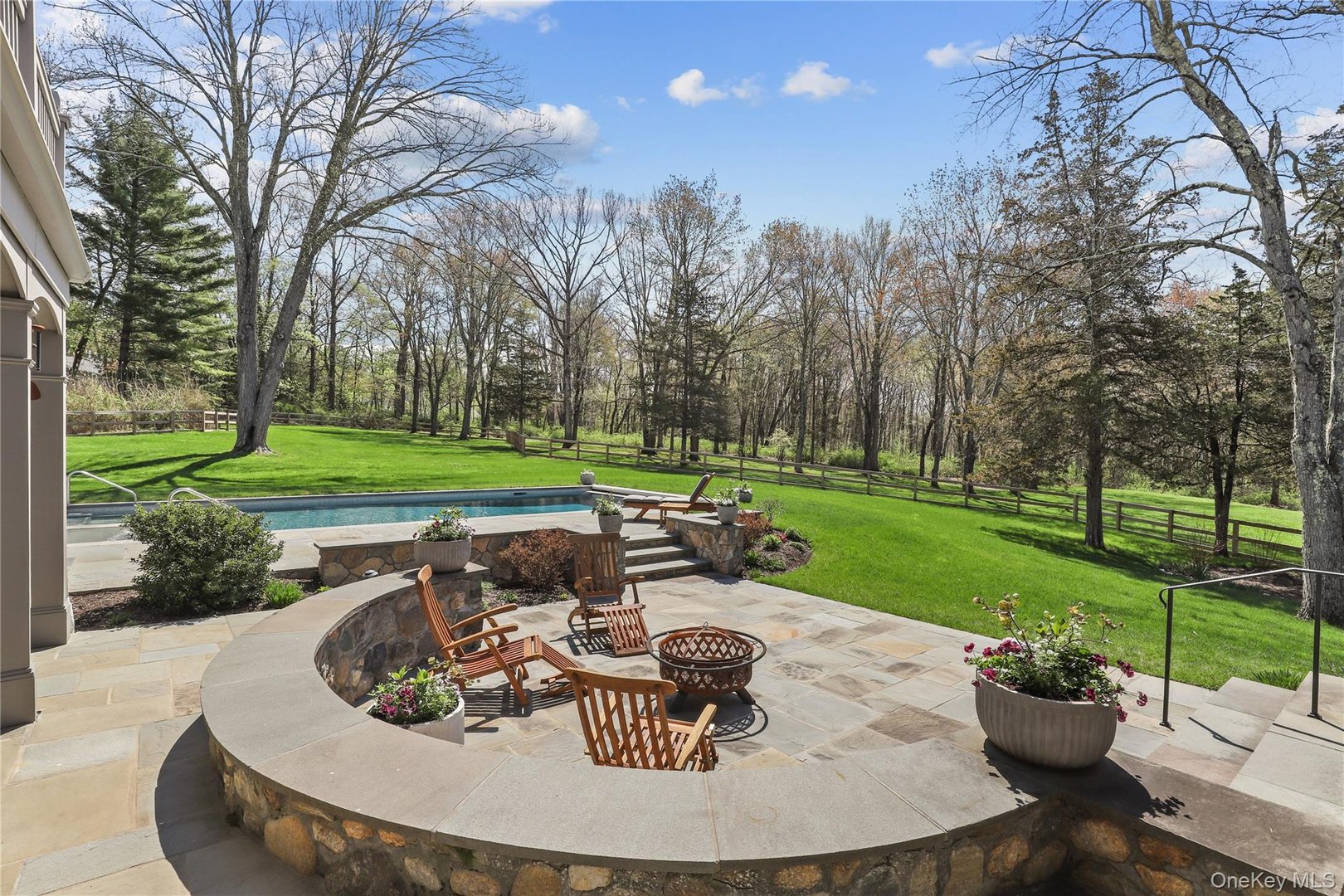12 E Ridge Road Photo 22