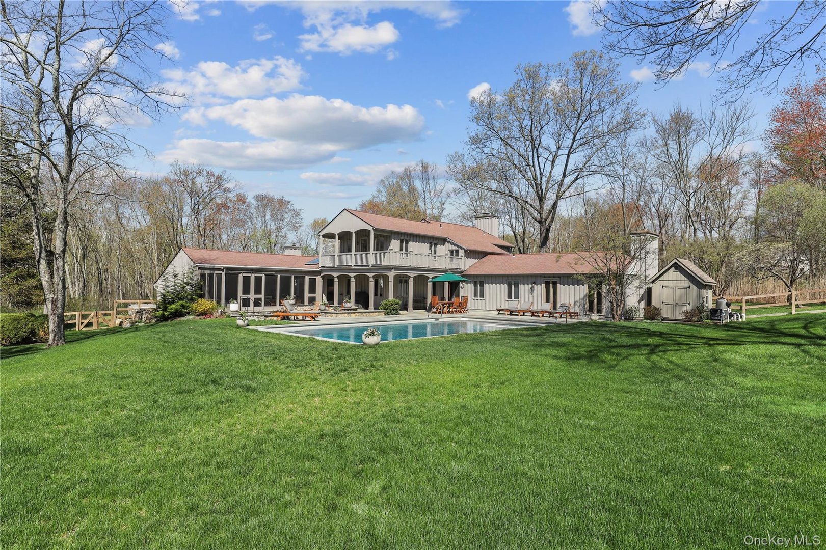 12 E Ridge Road Photo 2