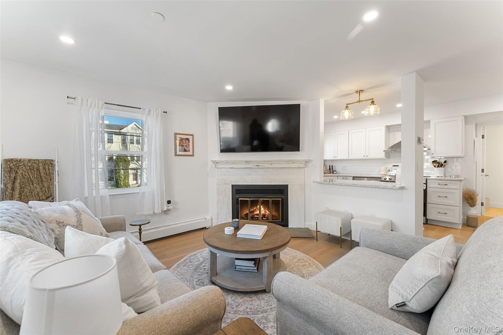 36 Greenridge Avenue  #302 Photo 1