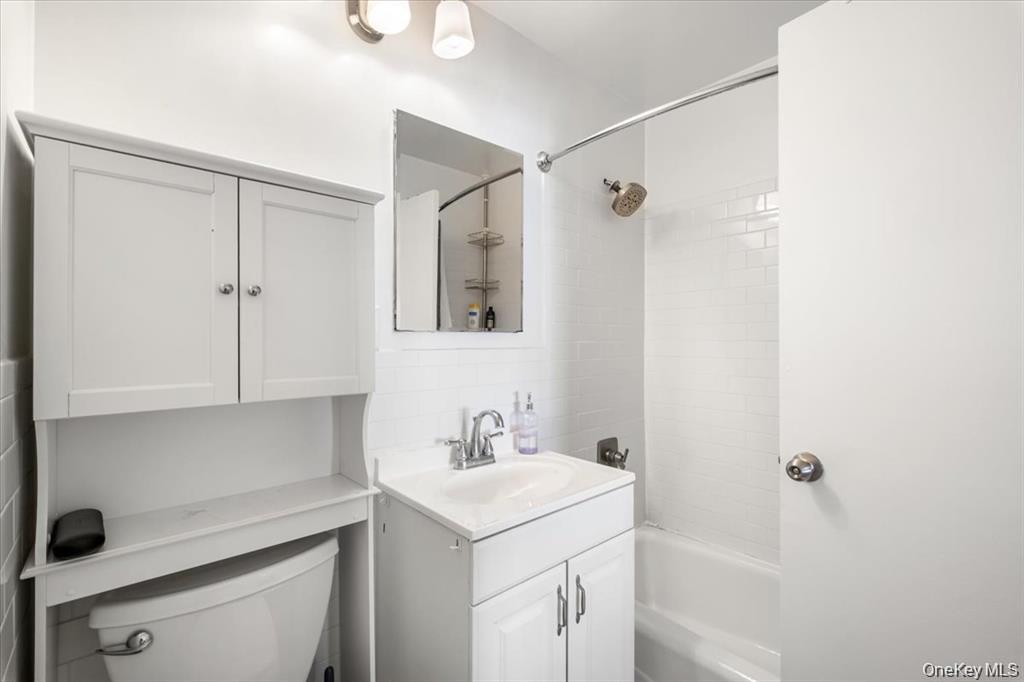 33 Barker Avenue  #2J Photo 15