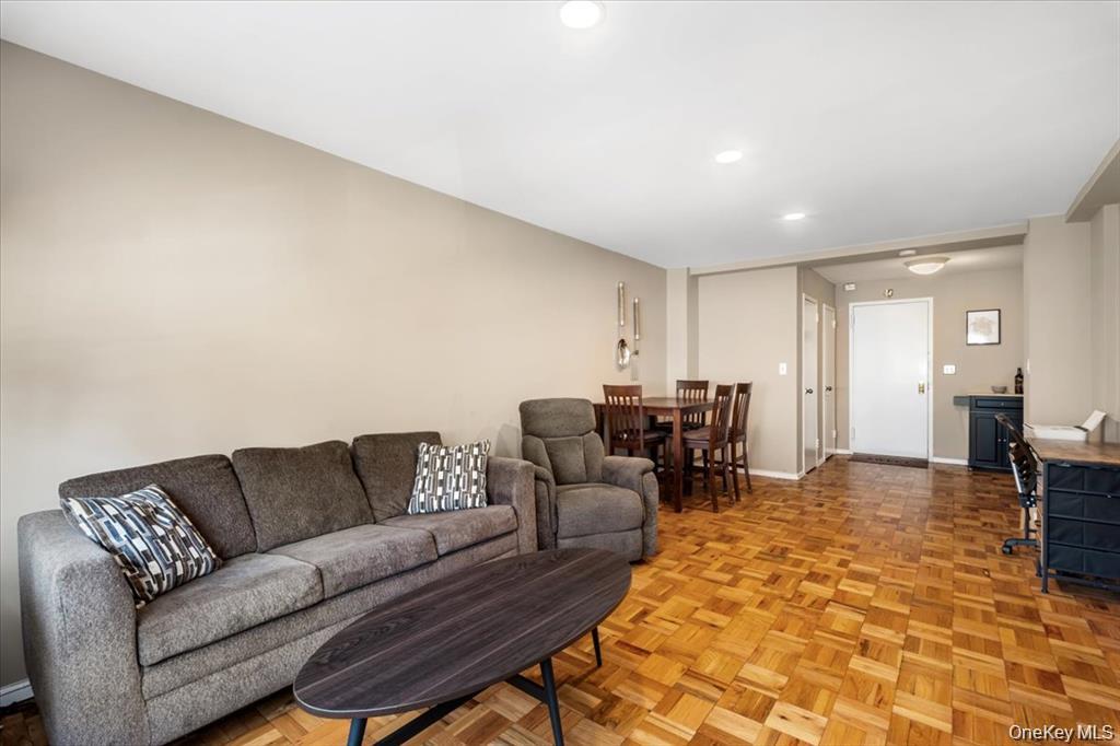 33 Barker Avenue  #2J Photo 9