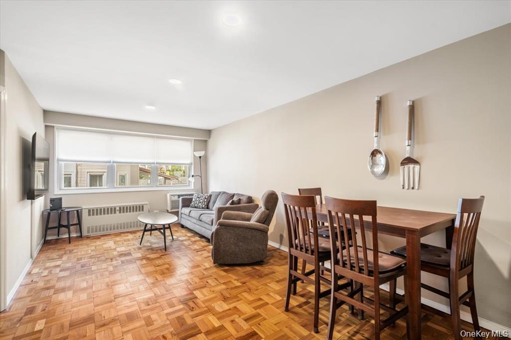 33 Barker Avenue  #2J Photo 6