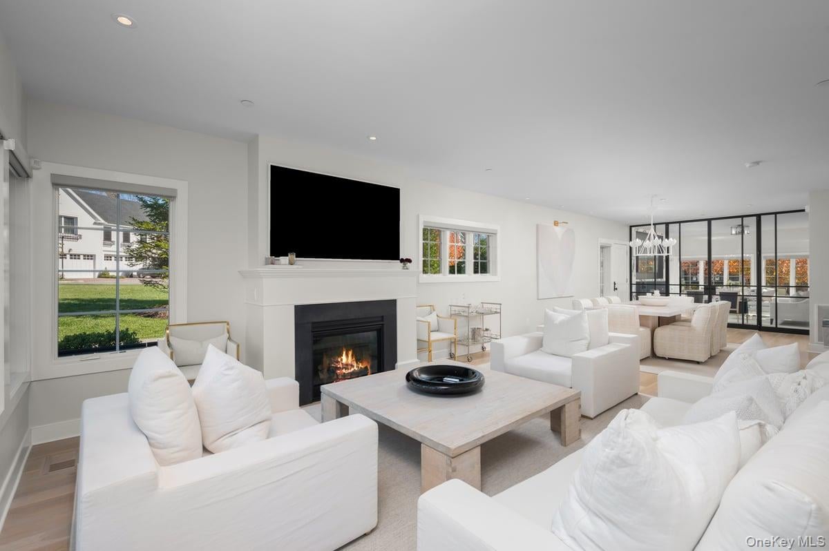 1 Primrose Lane Photo 8