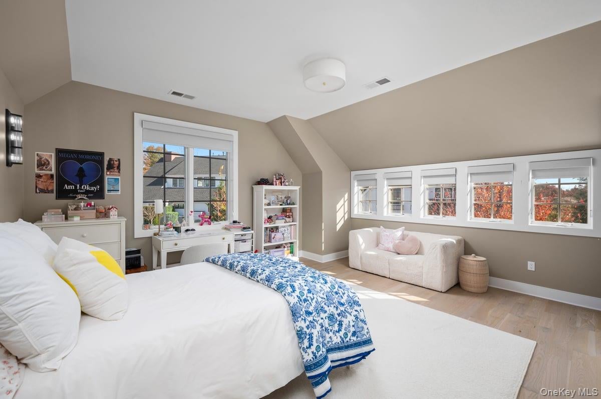 1 Primrose Lane Photo 33