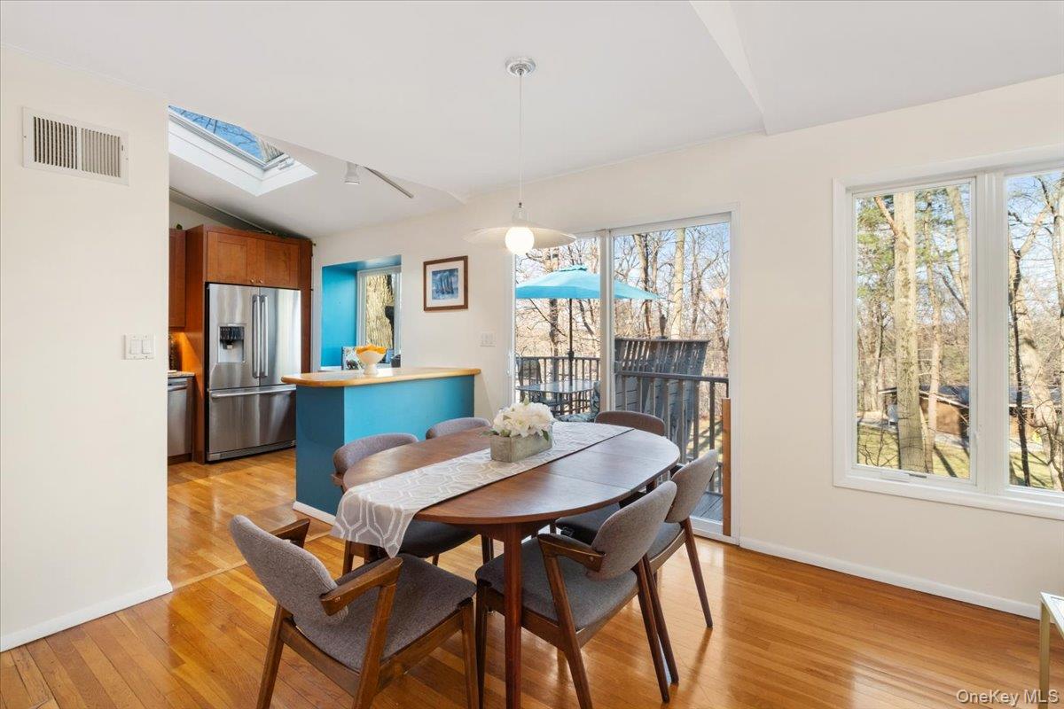 34 Western Drive Photo 8