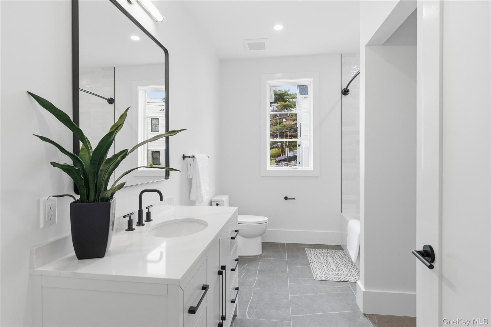 156 Palisade Street  #C Photo 28