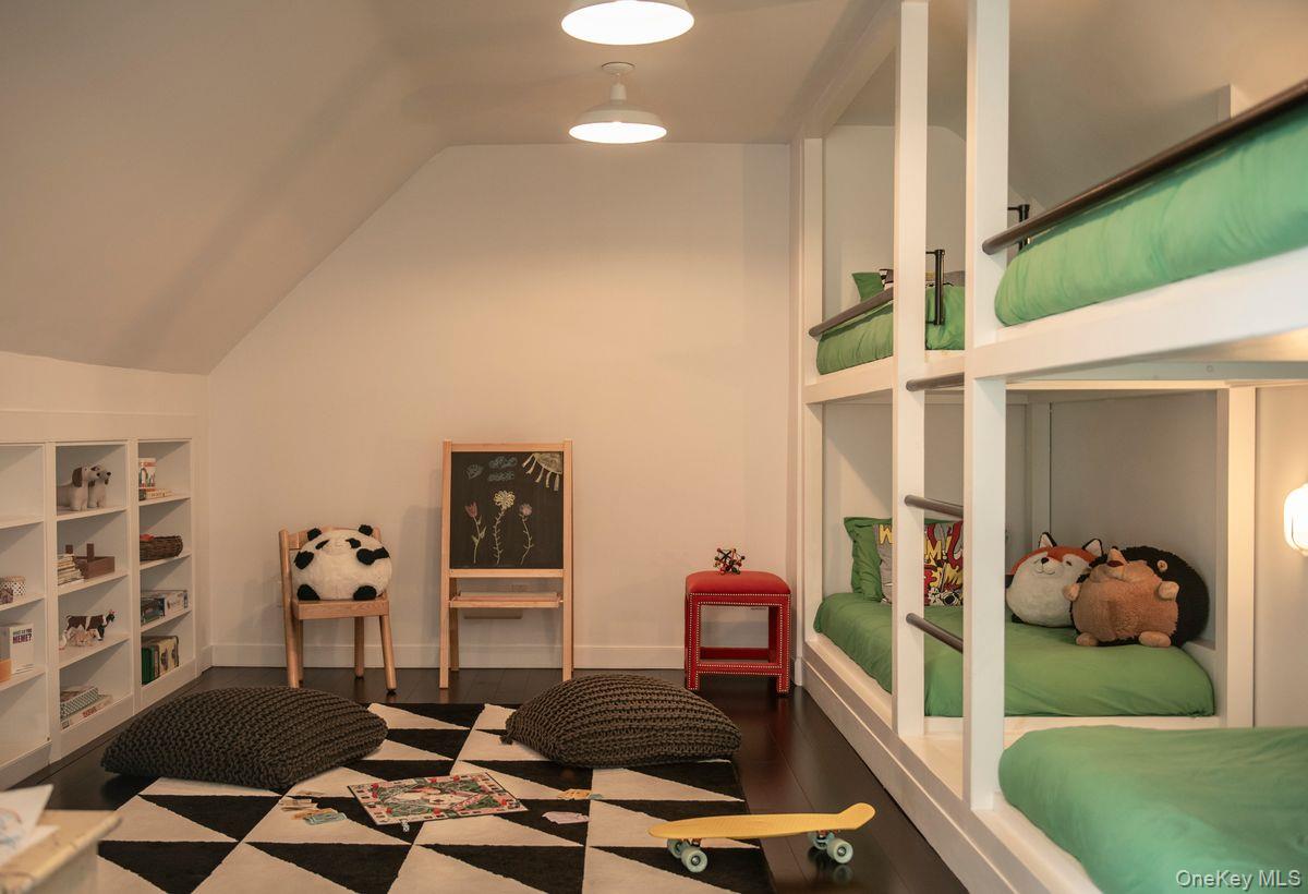 336 Main Street Photo 25