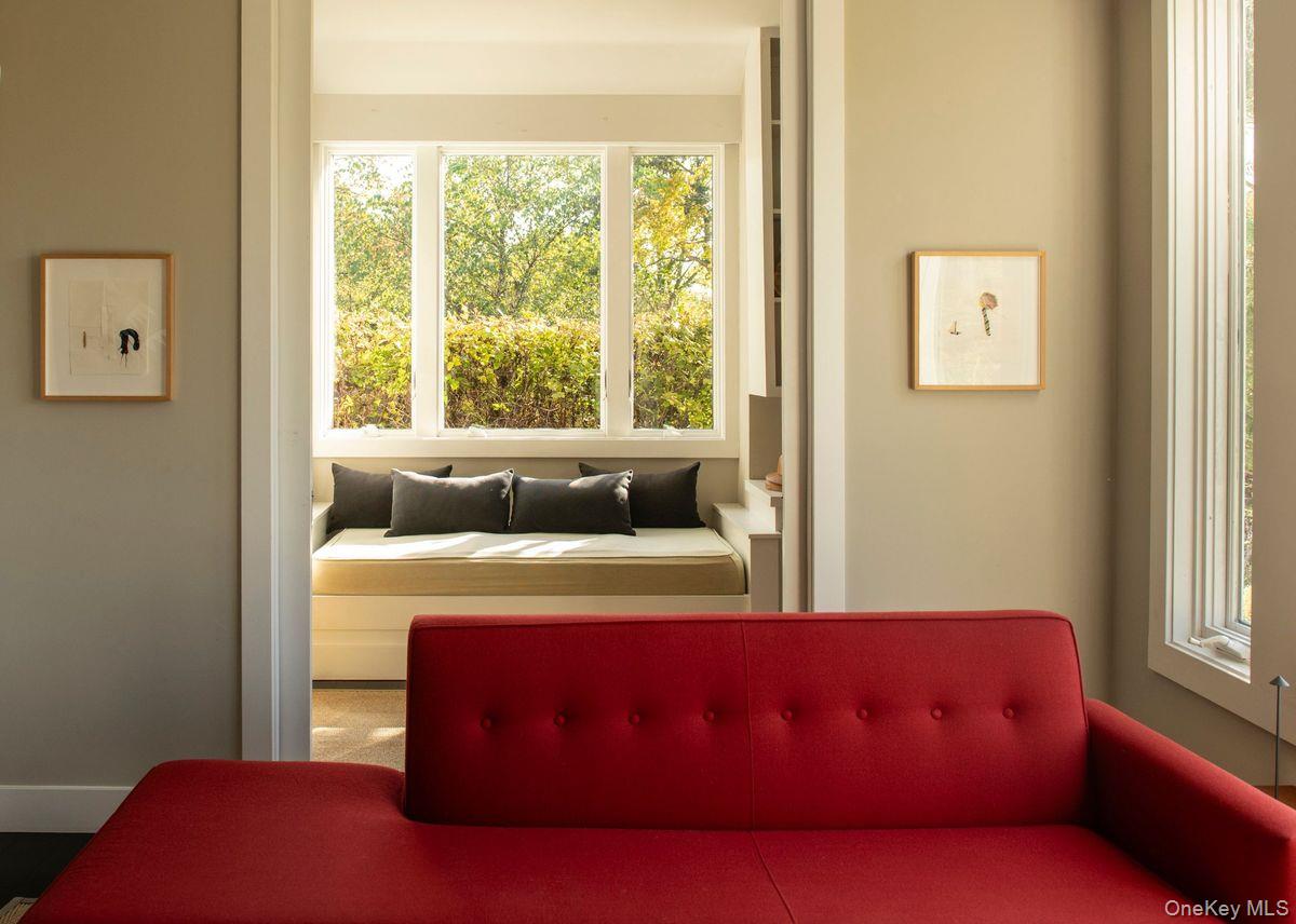 336 Main Street Photo 16