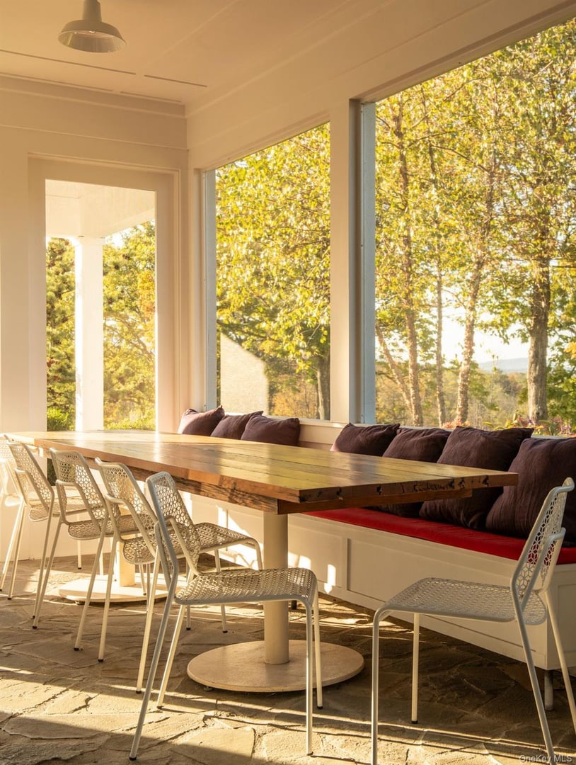 336 Main Street Photo 8