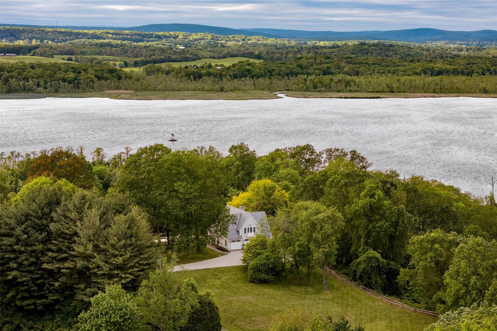 49 Sunset Circle Photo 3