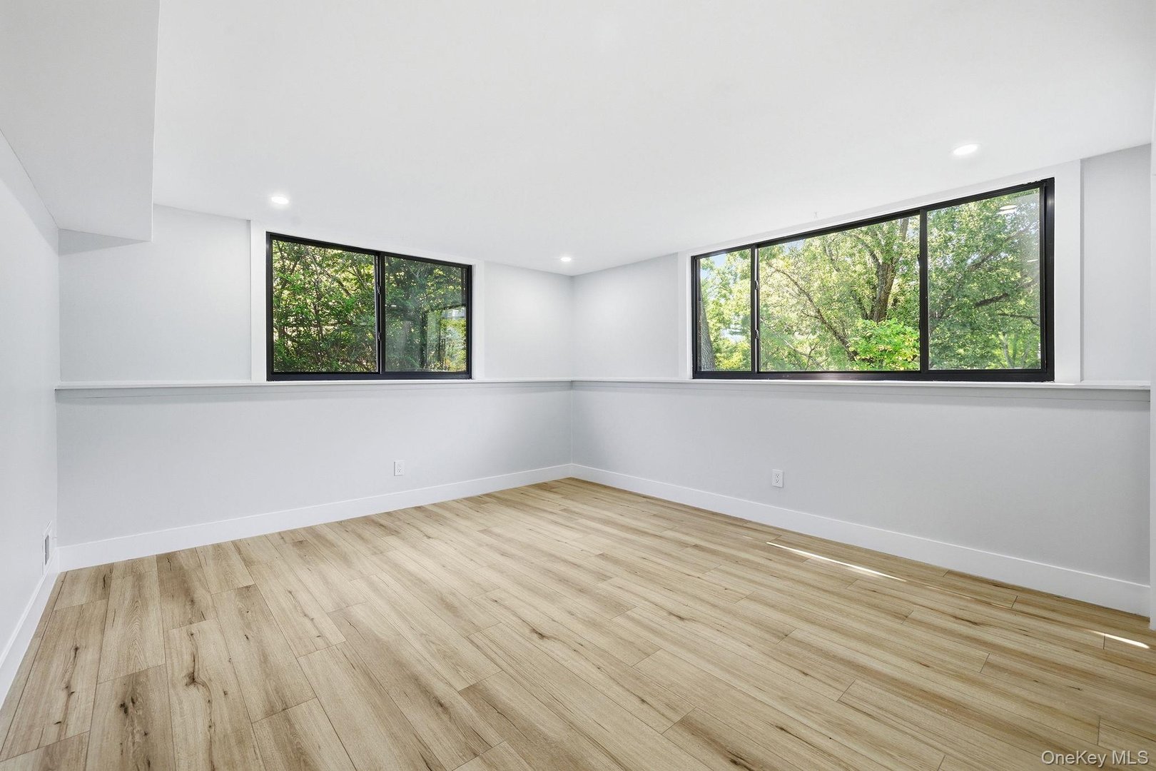 7 Brookdell Drive Photo 22