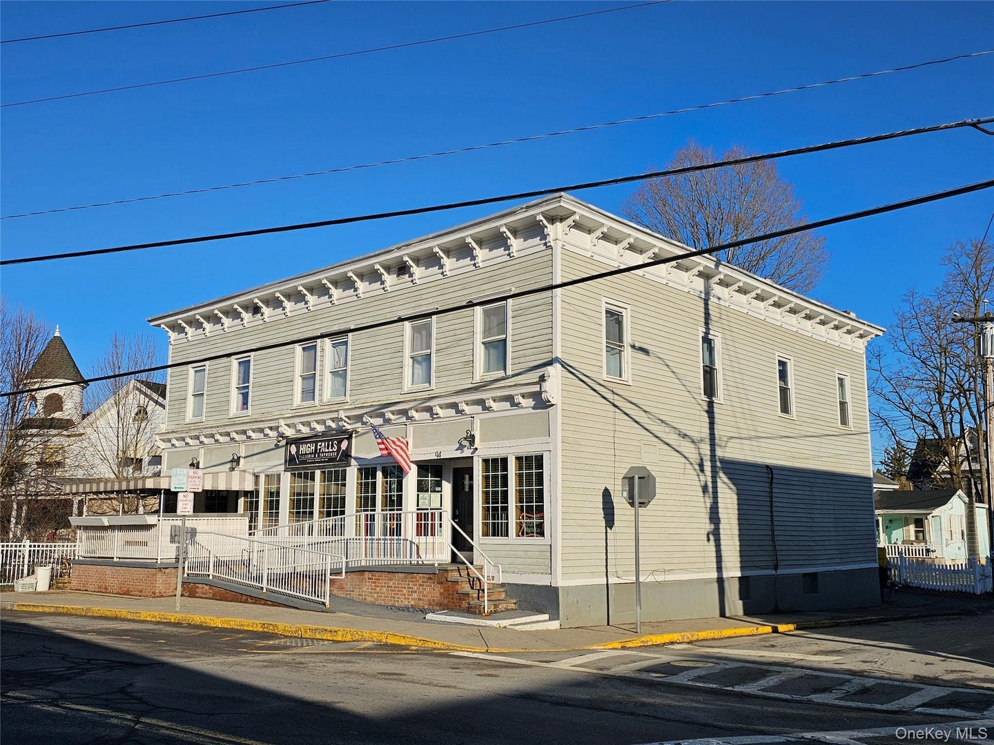 94 Main Street Photo 6