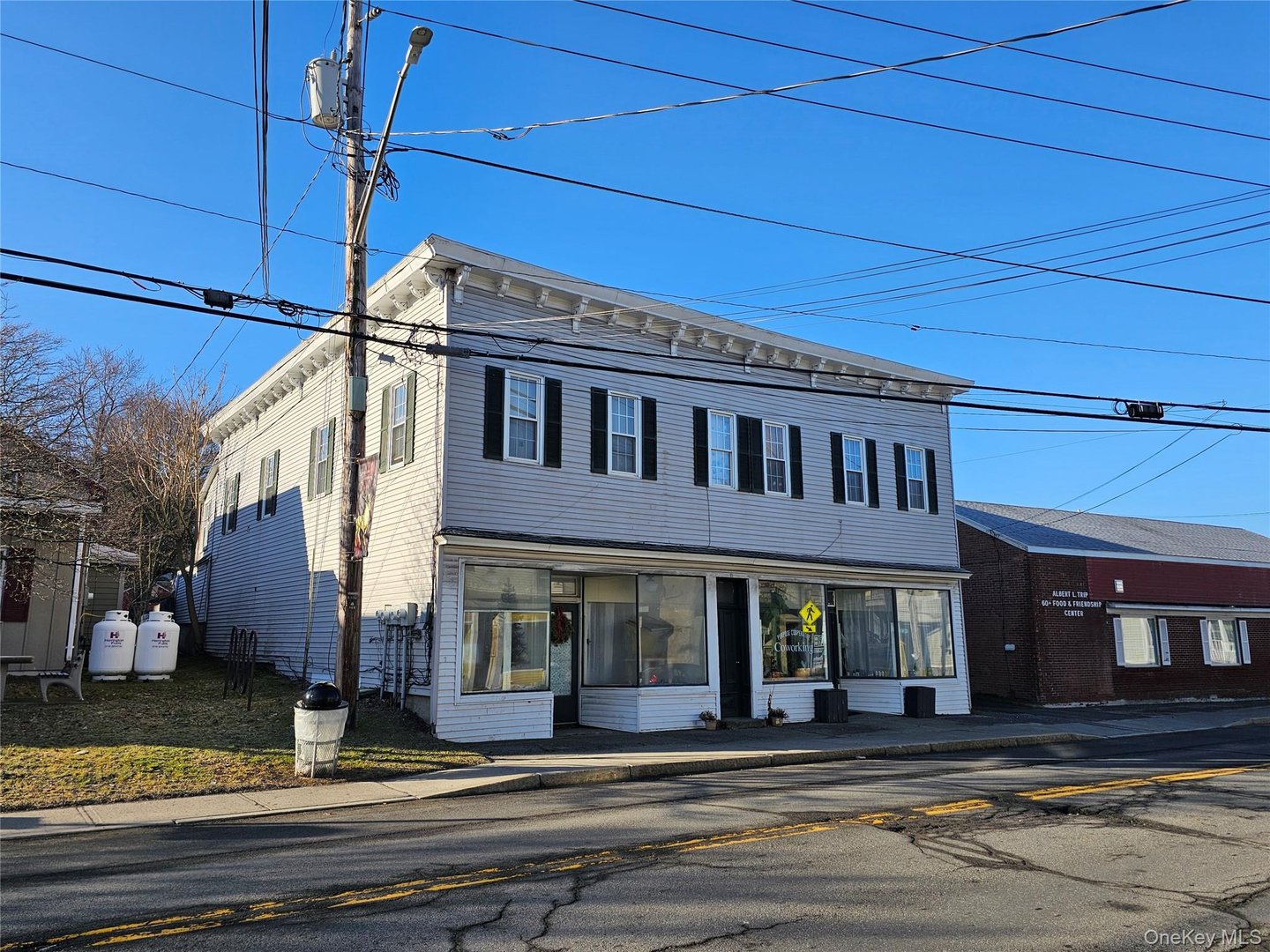 94 Main Street Photo 12