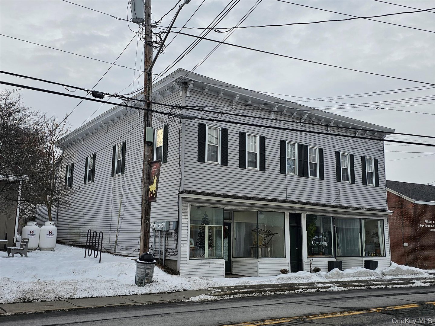 94 Main Street Photo 10