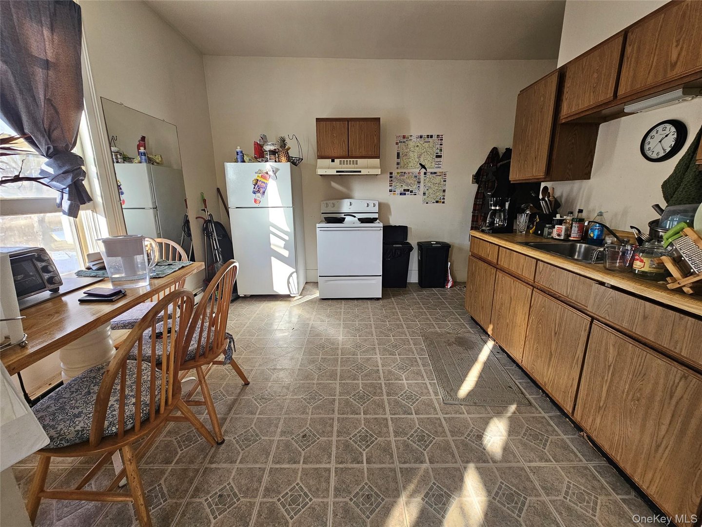 94 Main Street Photo 28