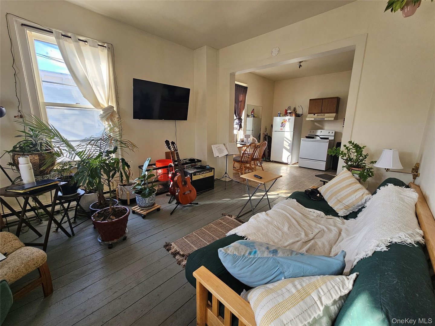 94 Main Street Photo 29