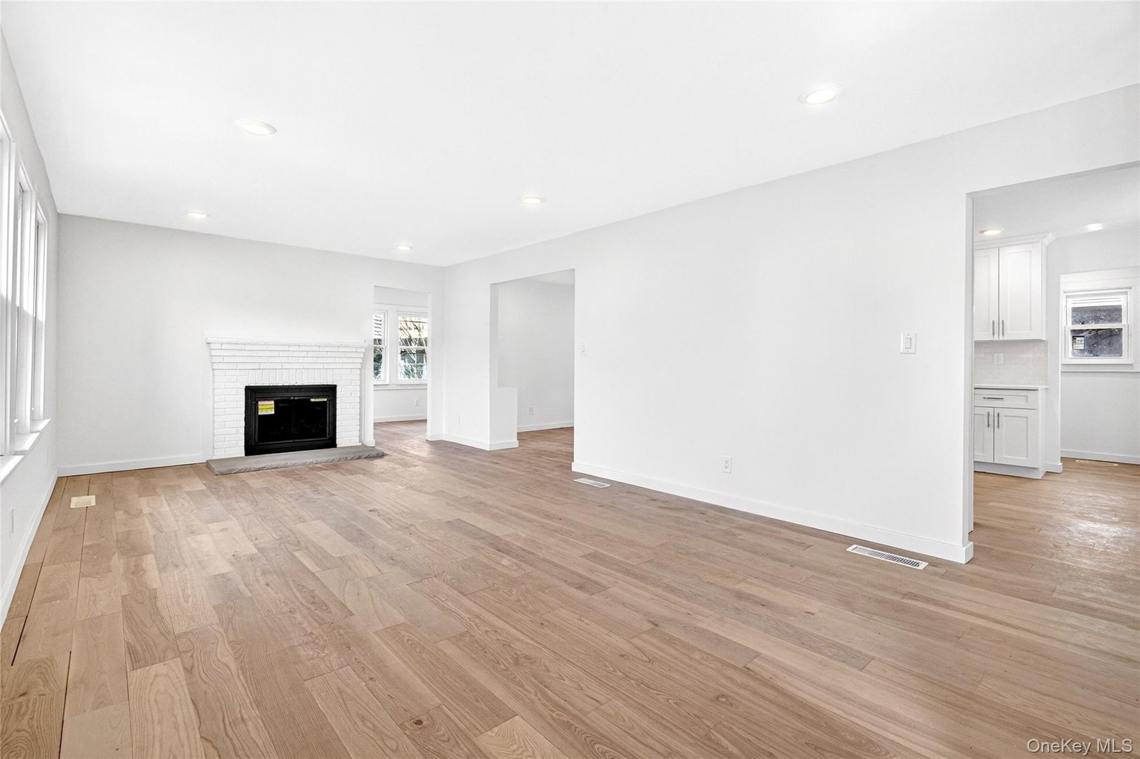 26 Woodside Avenue Photo 5