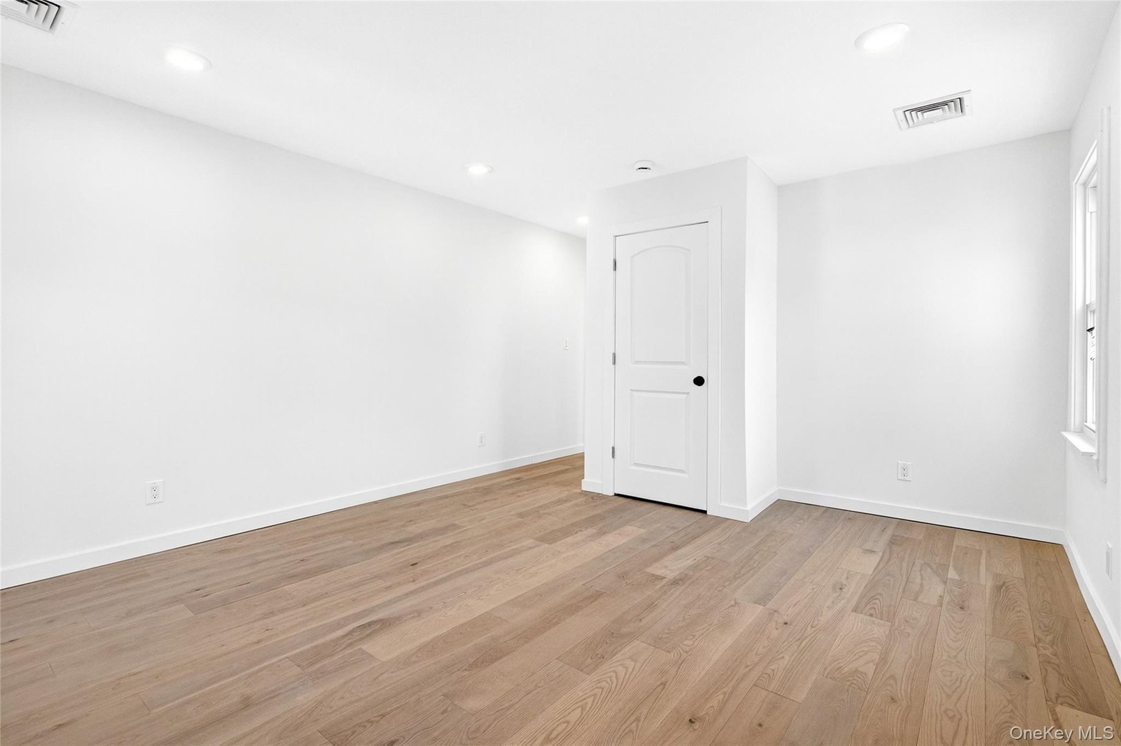 26 Woodside Avenue Photo 33