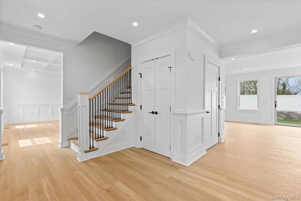 20 Hilltop Drive Photo 4