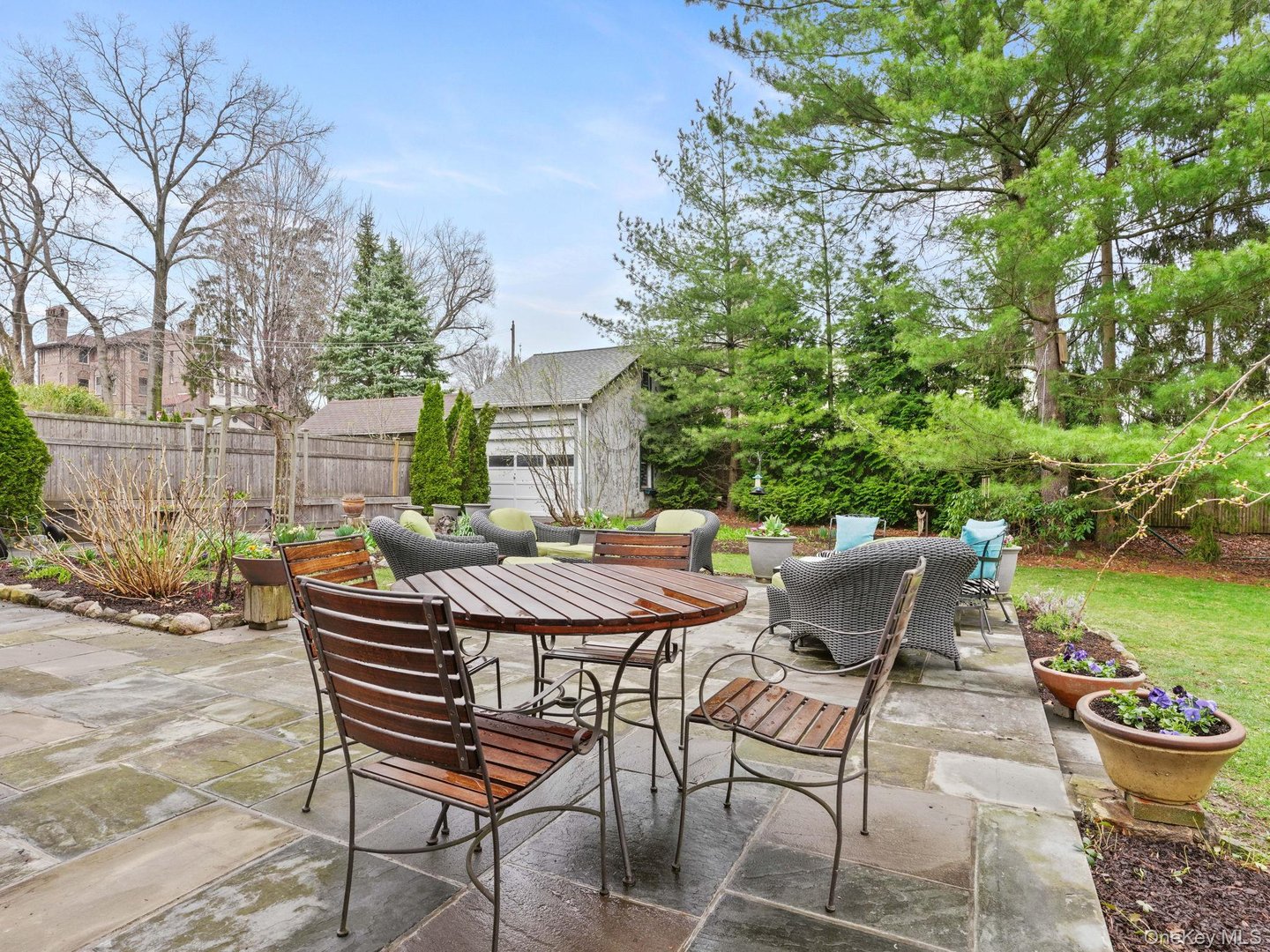 36 Howard Avenue Photo 30