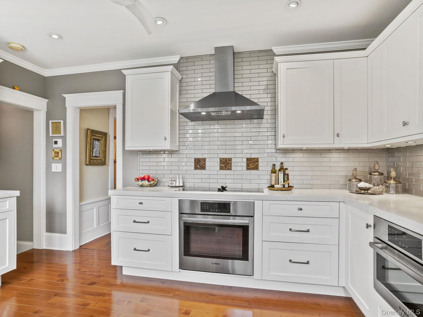 36 Howard Avenue Photo 3