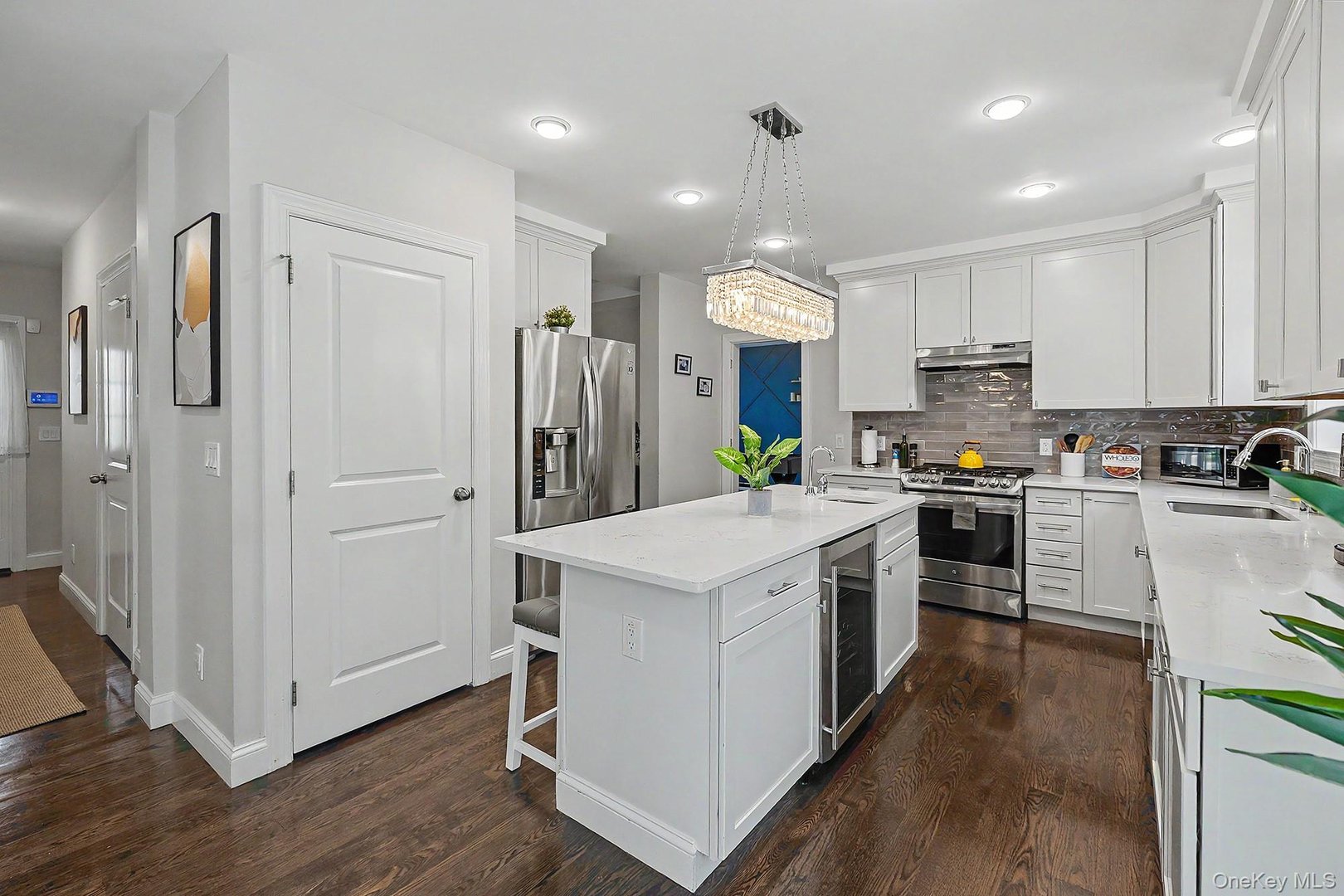 55 Hawley Avenue Photo 7